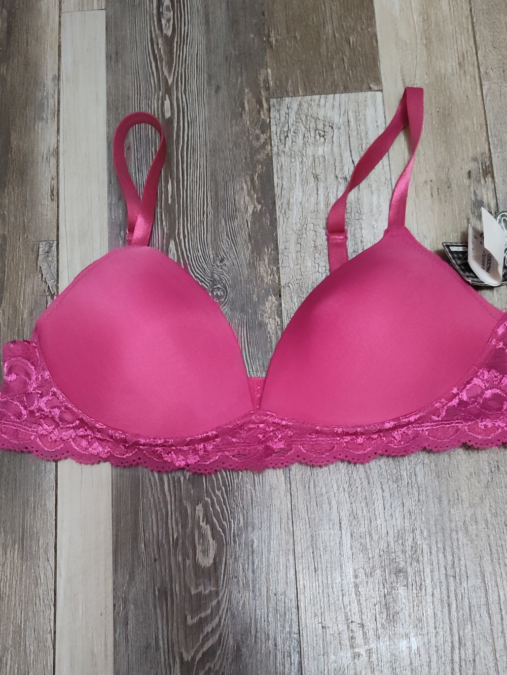 5/$25 SALE NWT Women's Hot Pink Lace Trim T-Shirt Bra